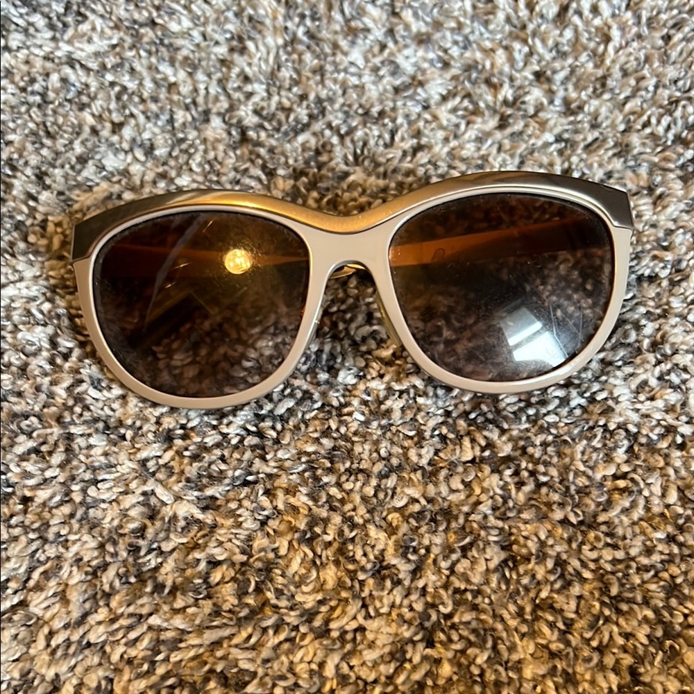 Burberry Gray and Brown Cat-Eye Sunglasses